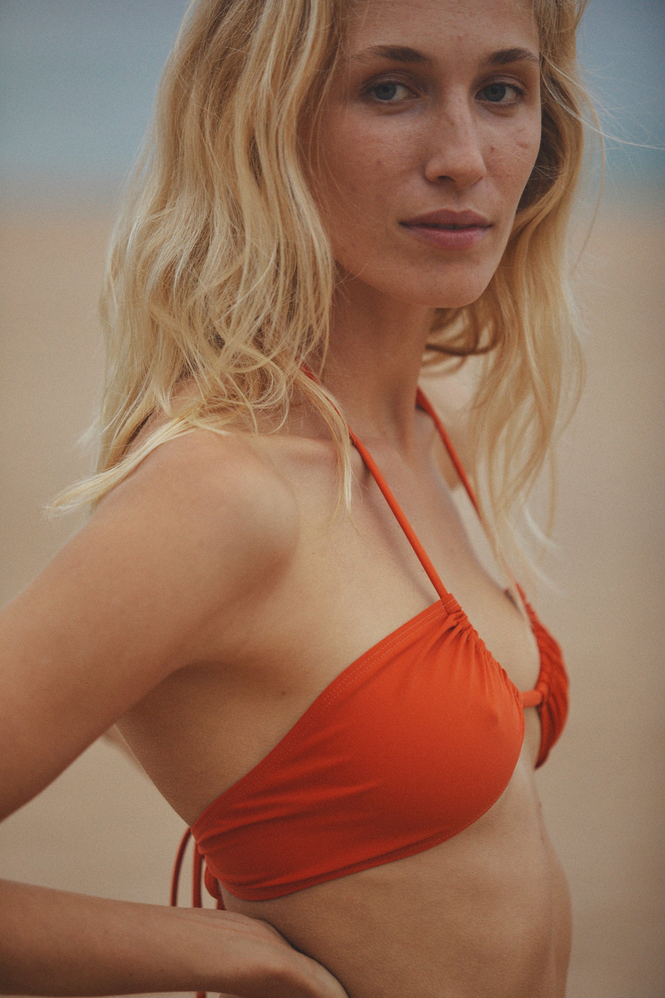 LUNA in Tangerine