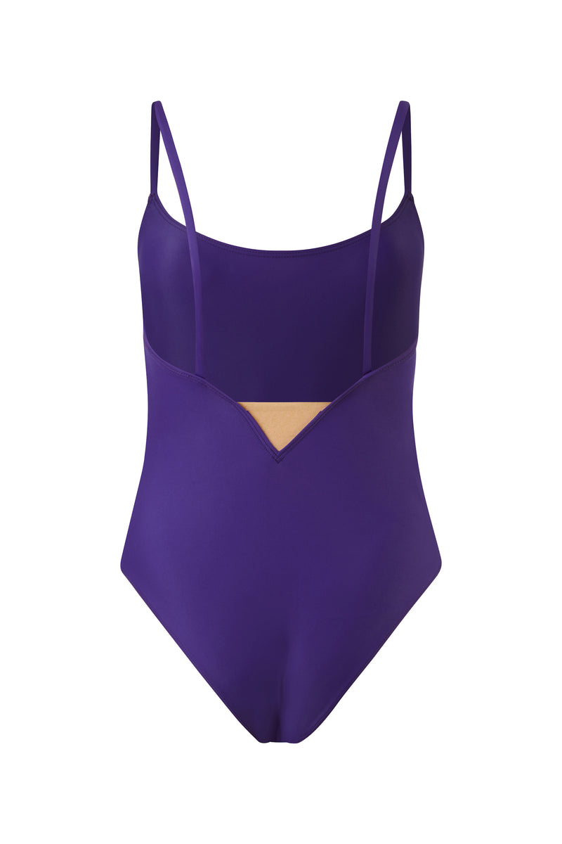 Initial S Maillot de bain femme 1 pièce bleu indigo avec triangle doré éco responsable fabrication française écologique nager bronzer plonger nylon recyclé swimwear swimsuit deep blue gold triangle sustainable made in france econyl recycled nylon beachwear made from plastic waste natural beauty